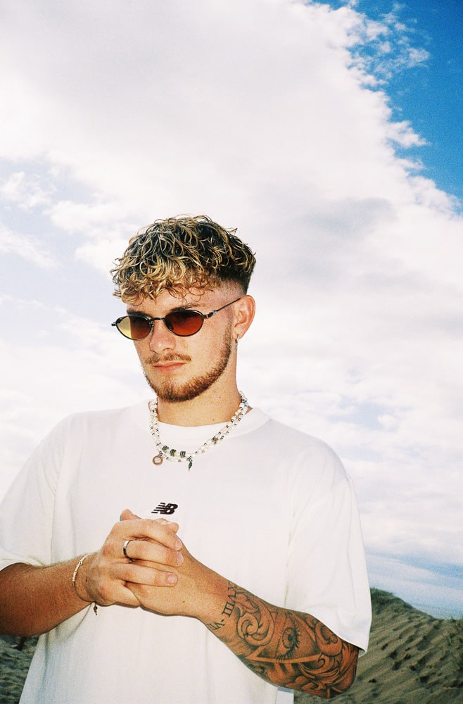 Soccerbible x NewBalance Harvey Elliot project image.